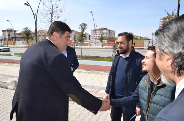 Parlak'tan 'Belediyede Yolsuzluk Var' İddiası