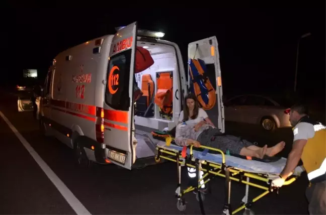Turgutlu'da trafik kazası: 3 yaralı