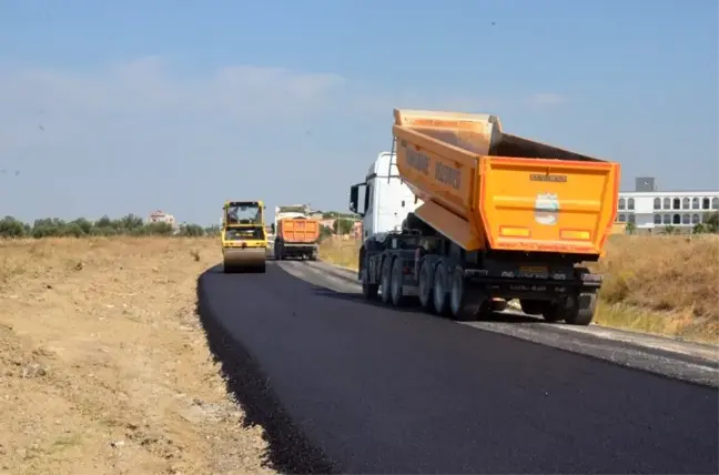 Yunusemre Belediyesinden Muradiye Mahallesine asfalt çalışması