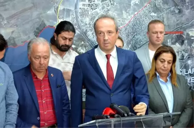 Avcılar belediye başkanı hançerli: 270 konut için ihbar yapıldı, 3 bina mühürlendi