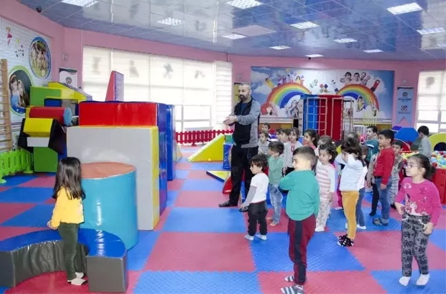 Randevulu olarak ana okullarına hizmet veriyor