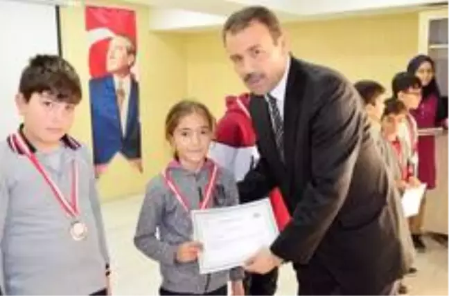 İvrindi'de zeka oyunları finali coşkusu yaşandı