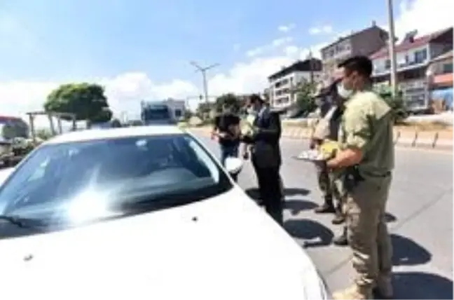 Kaymakam Erat, sürücülerin ve yolcuların bayramını kutladı