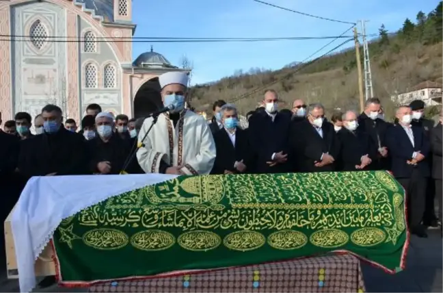 Danıştay Başkanı Yiğit'in annesi toprağa verildi