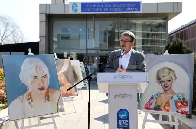8 kadın 8 fırça sergisi Göktürk'te açıldı