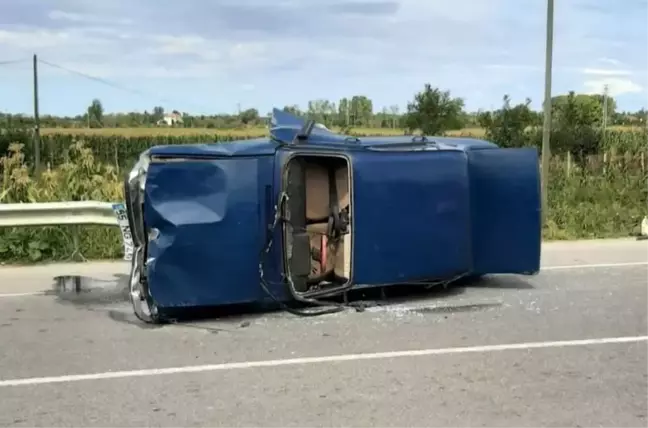 Samsun'da otomobil ile traktör çarpıştı: 2 yaralı