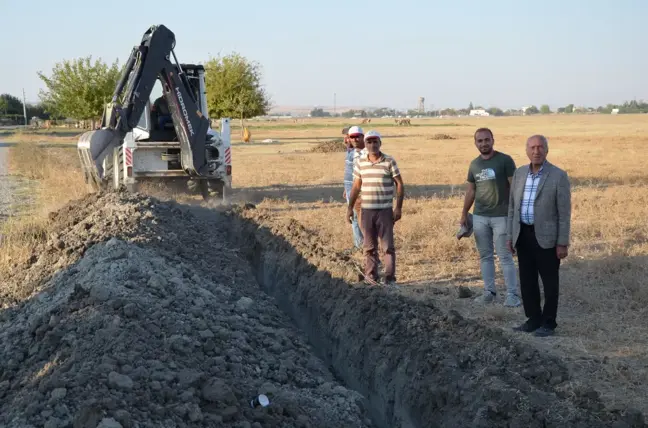 Batman'ın Balpınar beldesinde yürütülen altyapı çalışmaları sürüyor