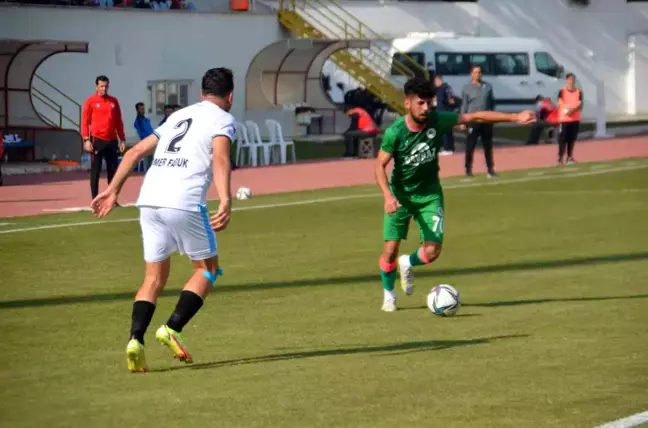 Isparta 32 Spor: 3 Teco Karacabey Belediyespor: 0