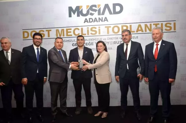 Sunar Şirketler Grubu'na 'Yatırım' ödülü