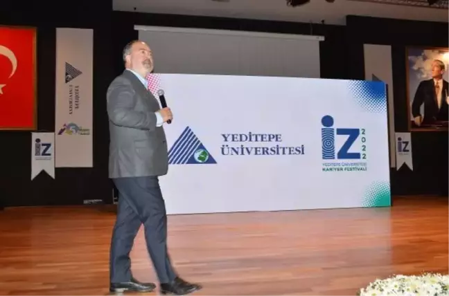 Sektör temsilcileri ve öğrenciler İZ Kariyer Festivali'nde bir araya geldi