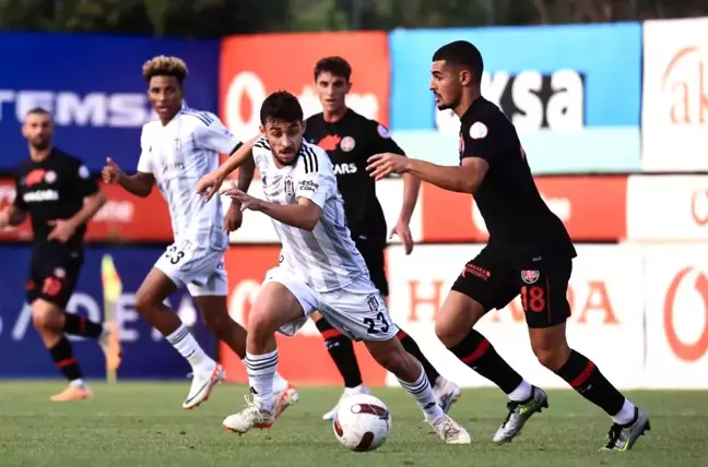 Beşiktaş, hazırlık maçında Fatih Karagümrük'ü 2-0 mağlup etti