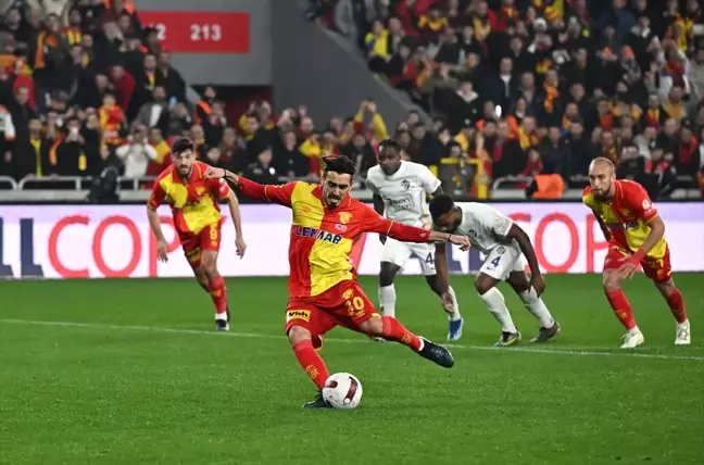 Göztepe, Eyüpspor'u 5-1 mağlup etti