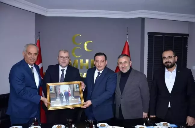 AK Parti Bilecik Teşkilatı MHP Bilecik İl Başkanlığı'nı ziyaret etti