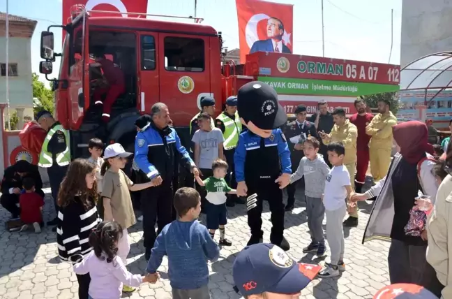 Samsun'da Özel Eğitim Alan Çocuklara Etkinlik Düzenlendi