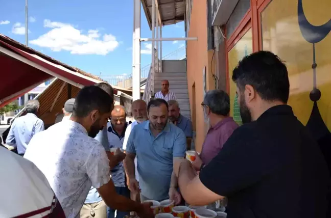 Erzincan'da Muharrem Ayı Dolayısıyla Aşure İkramı