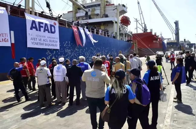Mersin'den Sudan'a 3 Ton Yardım Malzemesi Taşıyan 'Seahorse' Gemisi Uğurlandı