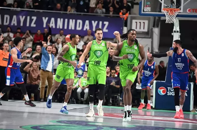 TOFAŞ Basketbol Takımı Namağlup Unvanını Koruyor