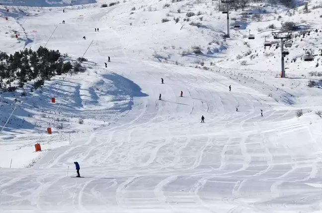 Yıldız Dağı Kış Sporları Merkezi Yılbaşı ve Yarıyıl Tatilinde Doldu Taştı