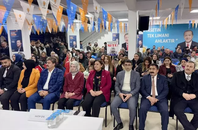 AK Parti Kırşehir Gençlik Kolları Kongresi Gerçekleştirildi