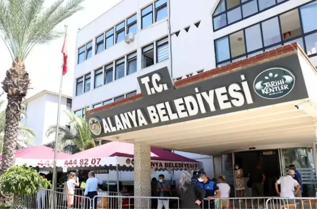 Alanya Belediyesi hangi parti?