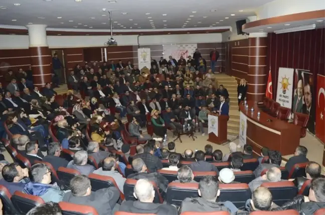 AK Parti Teşkilatları Cumhurbaşkanlığı Hükümet Sistemi Konusunda Bilgilendirildi