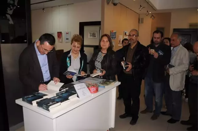 Doktor Özmen'in 'Düş-ün-düğünüz Gibi' Kitabı Okurlarıyla Buluştu