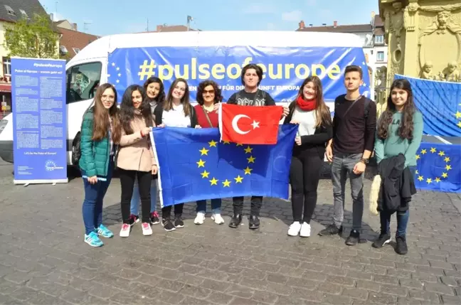 Fethiyeli Hemşireler Almanya'da Staj Yapıyor
