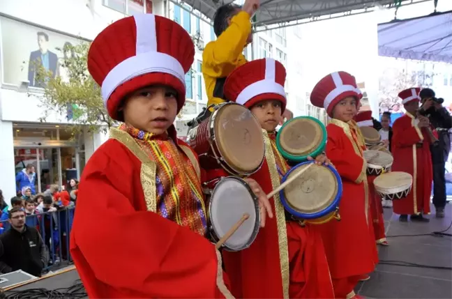 Edirne'de Minik Mehteranlara Yoğun İlgi