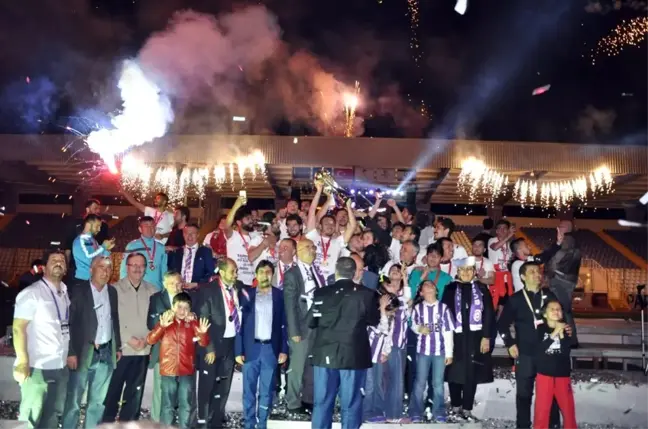 Spor Toto 3. Lig 3. Grup'da Şampiyon Afjet Afyonspor