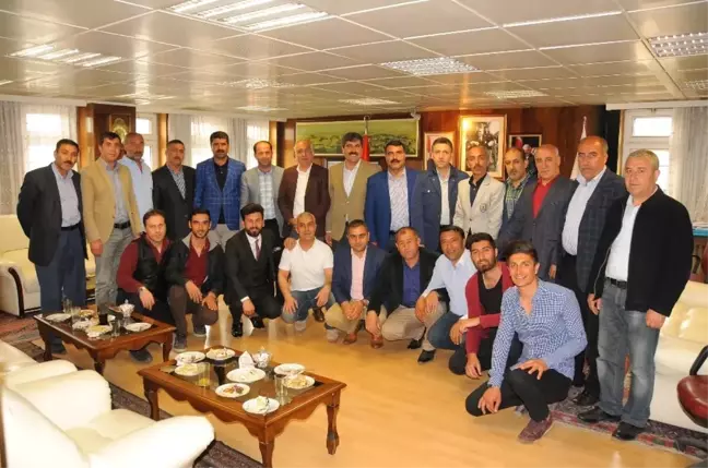 Başkan Asya'ya Doğum Günü Sürprizi