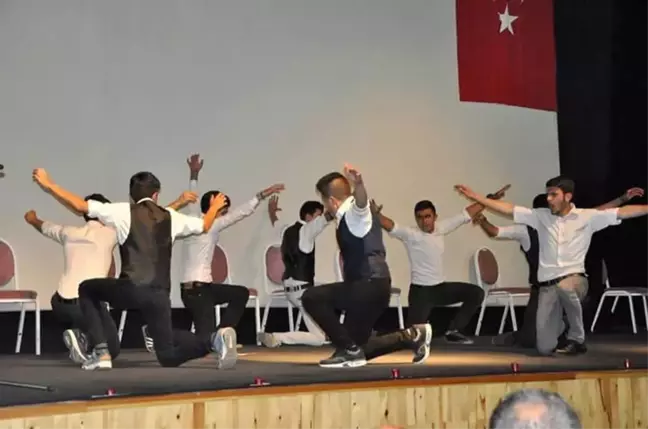 Gürün Türk Telekom Lisesi Yıl Sonu Gecesinde Buluştu
