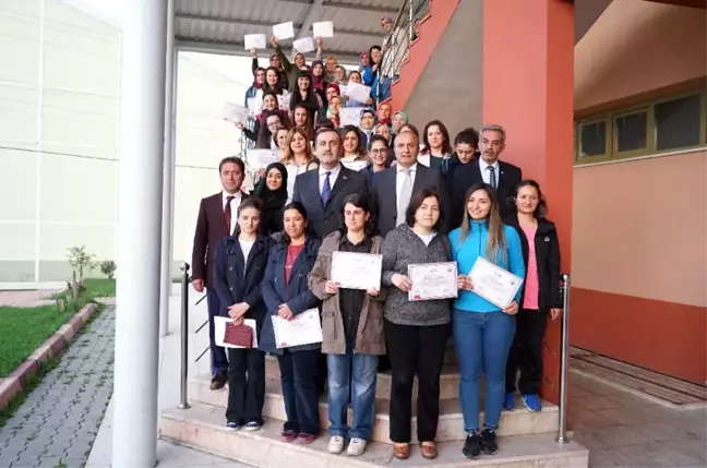 Taşköprü'de Yüzme Kursunu Bitiren 110 Kadın, Sertifikalarını Aldı