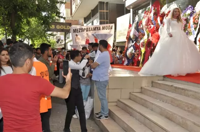 Rus Mankenler Diyarbakır'ı Salladı