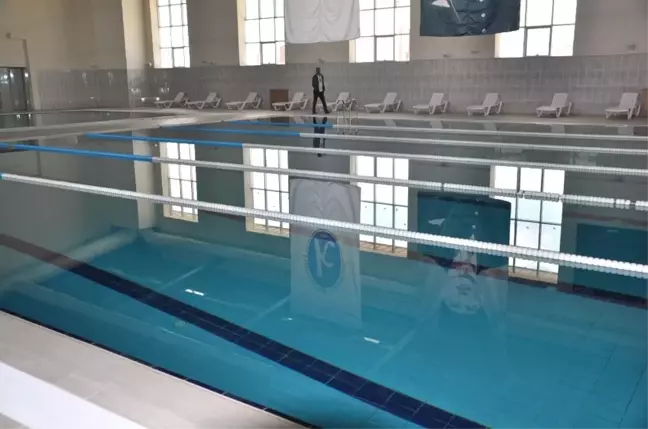 Kafkas Üniversitesi Olimpik Yüzme Havuzu'na Kavuştu