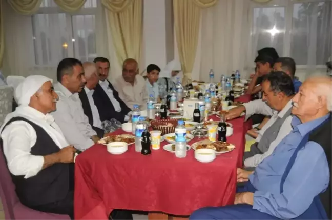 Cizre'de Şehit ve Gazi Yakınları İftar Yemeğinde Buluştu