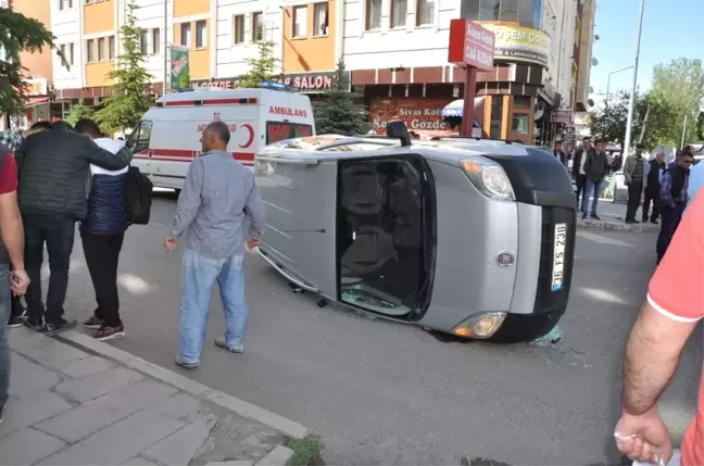 Kars'ta Trafik Kazası: 1 Yaralı