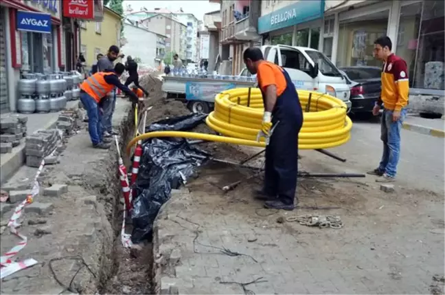 Gürçayır'da Doğalgaz Çalışmaları Başladı