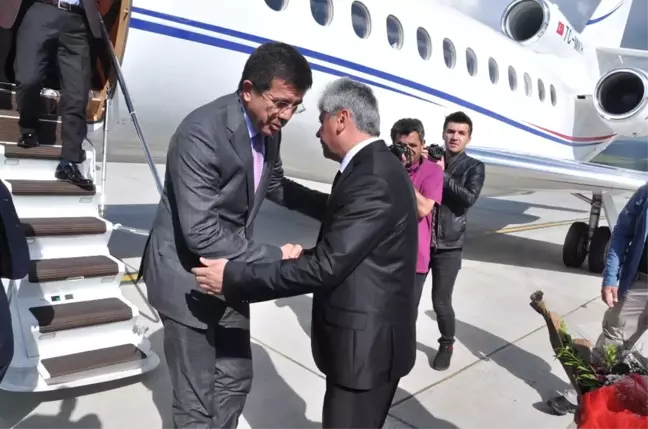 Ekonomi Bakanı Zeybekci Kars'ta