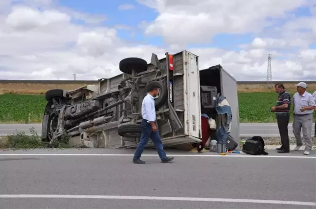 Yozgat'ta Kamyonet Devrildi: 1 Yaralı