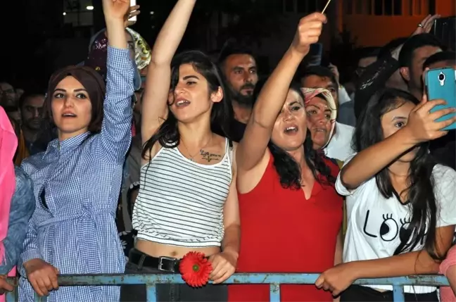 Sorgun 9. Gurbetçiler Şöleni'nde Alişan Sahne Aldı