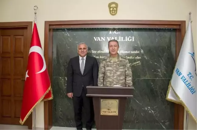 Genelkurmay Başkanı Orgeneral Akar, Van'da