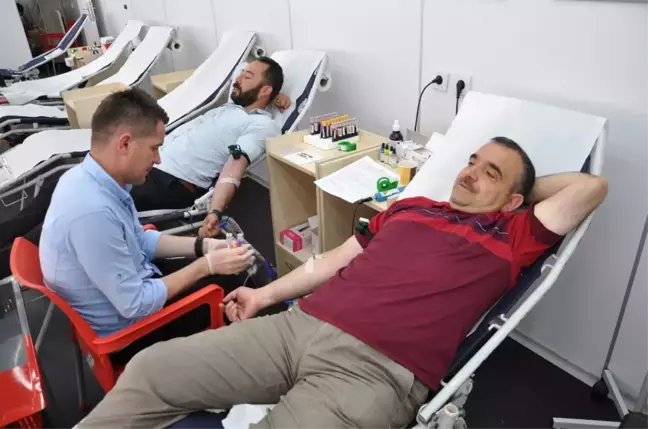 Simav'da Madalyalı Kan Bağışı