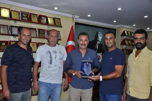 Milli Sporcular, Başkan Tuna'yı Ziyaret Etti