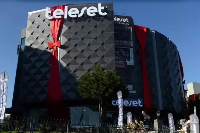 Teleset Mobilya'nın Florya Mağazası Hizmete Girdi