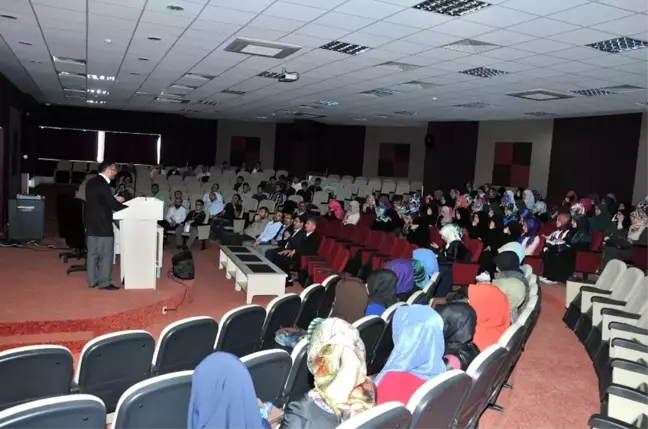 Kmü'de Kerbela Konulu Konferans Düzenlendi