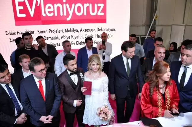 Diyarbakır'da 'Ev'leniyoruz Fuarı' Açıldı