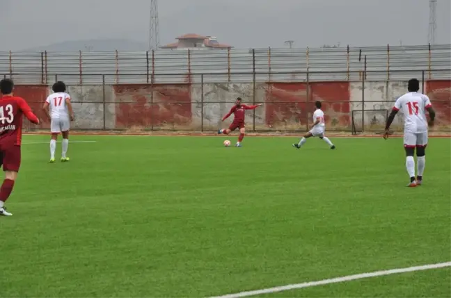 Bölgesel Amatör Lig: Sandıklıspor: 1 - Torbalıspor: 2