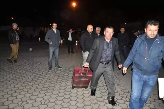 Sahipsiz Bavul Kazakistanlı Ailenin Çıktı