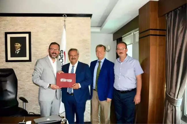 Burhaniye'de Yeni Stadyum İçin İmzalar Atıldı