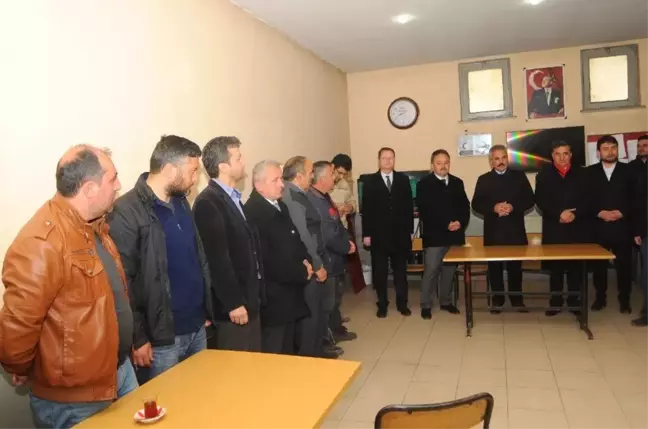 Uysal, Belediye Çalışanları ile Bir Araya Gelerek Projelerini Anlattı